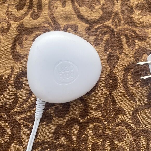 Lot of 2 Leapfrog Power Cords - Round 9VDC 700mA 6.3 VA Rectangle 5V 1500 mA AD - Picture 2 of 10